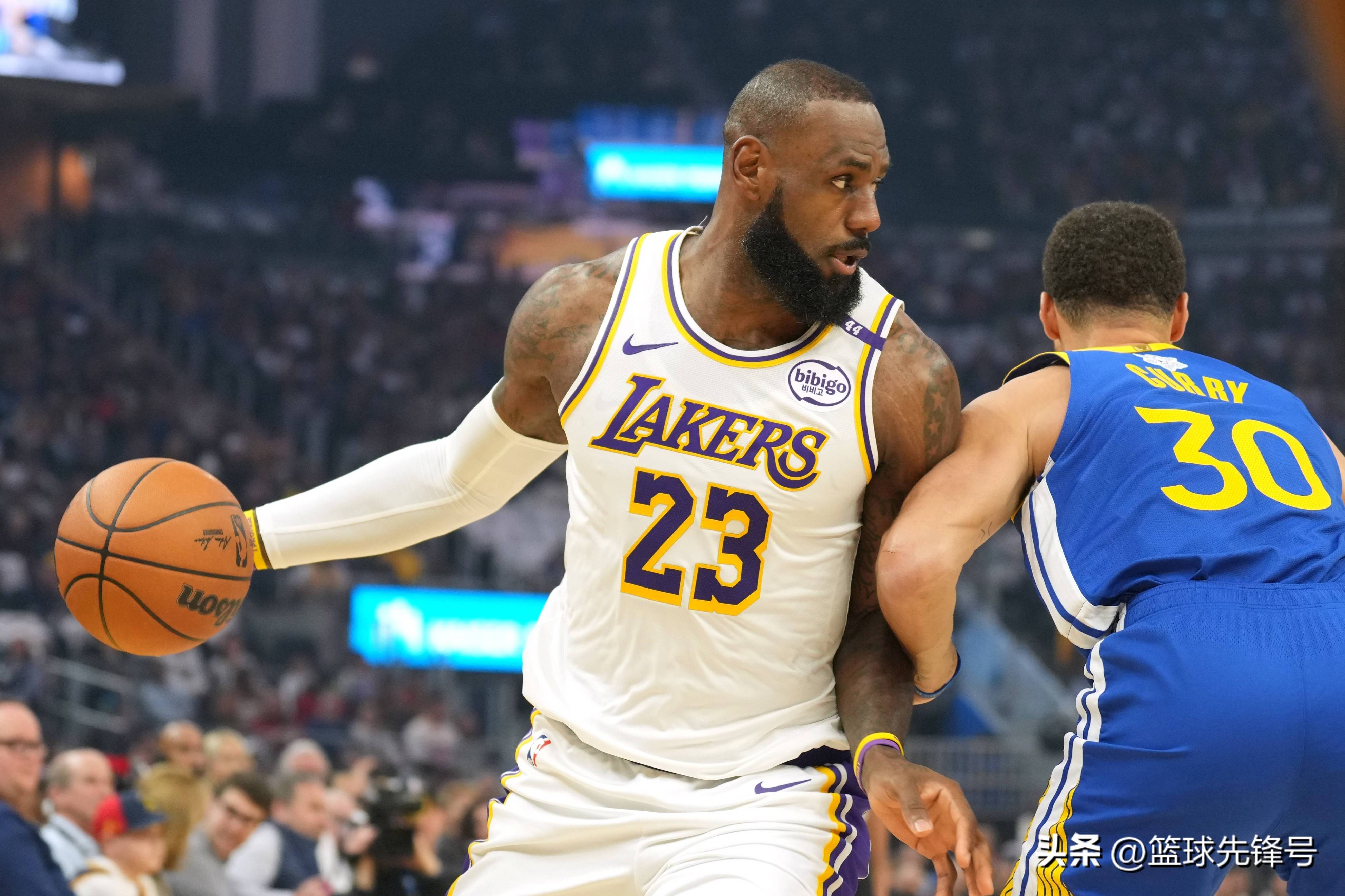 NBA季后赛湖人胜火箭，詹姆斯发威