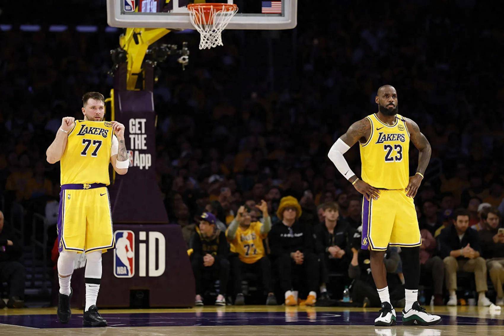NBA季后赛湖人胜火箭，詹姆斯发威
