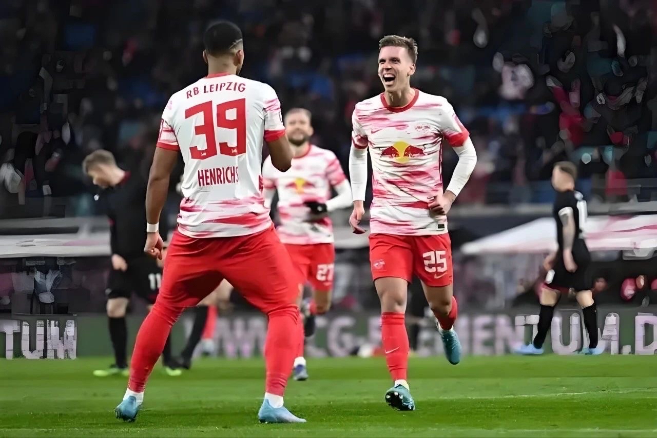 斯图加特主场作战，或为冲击前四而全力拼搏的简单介绍