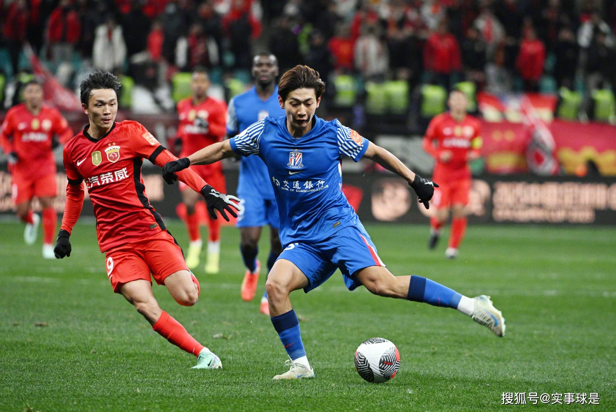 上海申花联赛表现出色，豪取积分