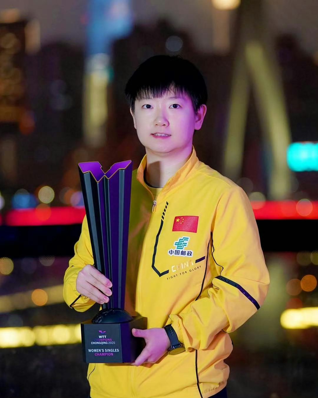 亚洲选手飒爽英姿，轻松夺得冠军