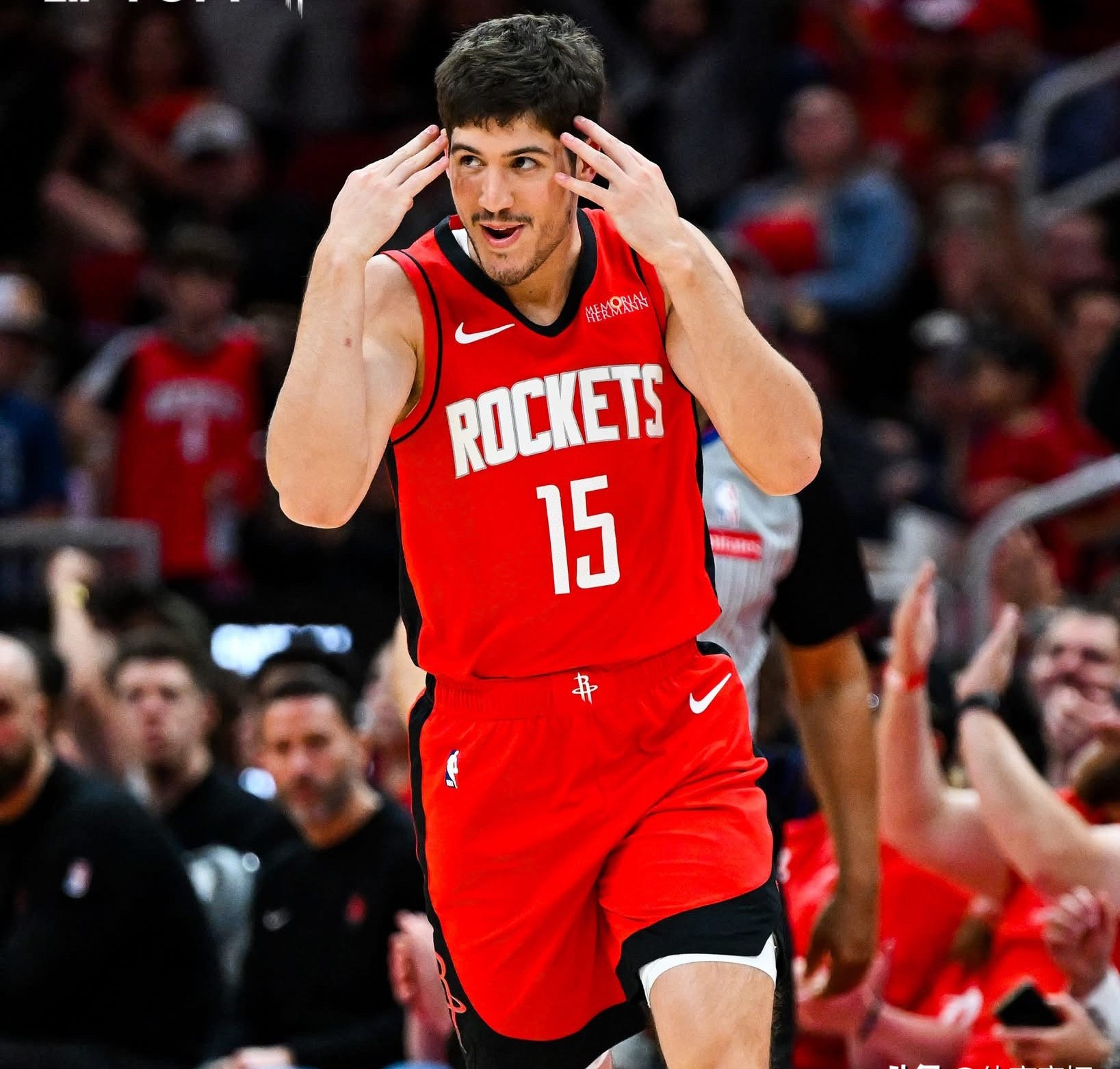 包含太阳力克四川队,范弗利特高光表现的词条 包含太阳力克四川队,范弗利特高光表现的词条