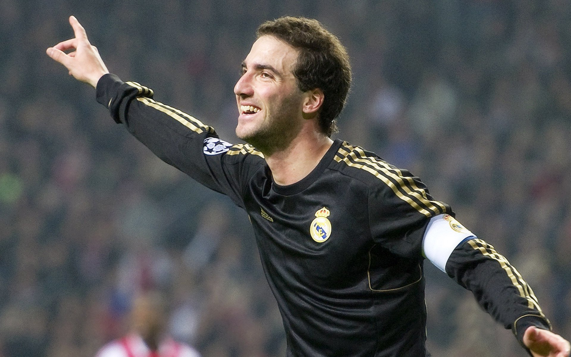 坚韧与锋芒，从冰岛防线的叹息到努涅斯一剑封喉