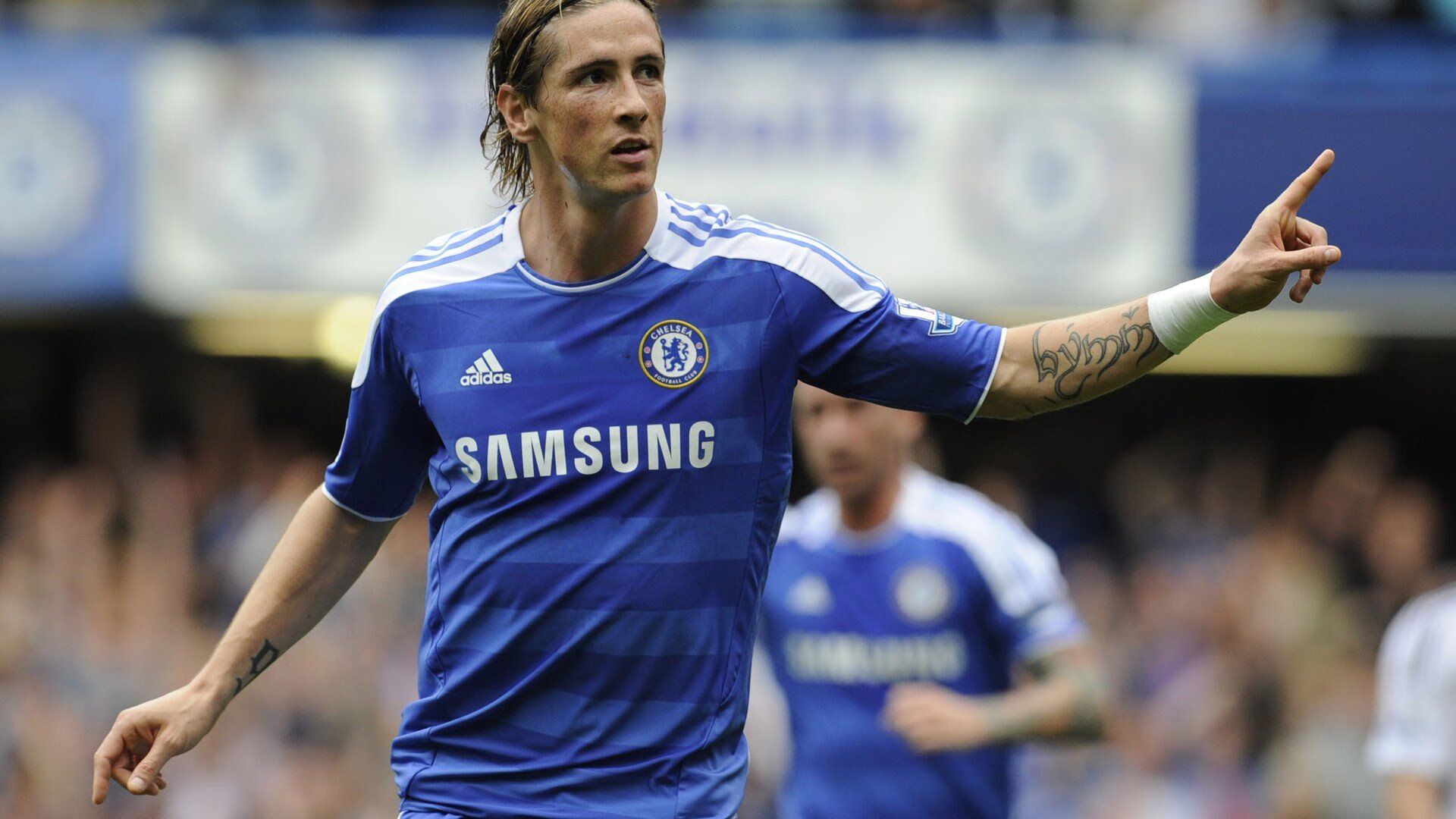 平行时空的北非之战，当阿尔及利亚的绿遇上米兰的红，赖斯如何成为全场唯一焦点